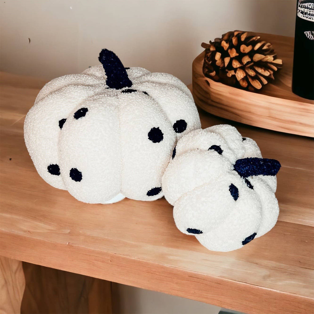 Black and White Polka Dot Fall Pumpkins